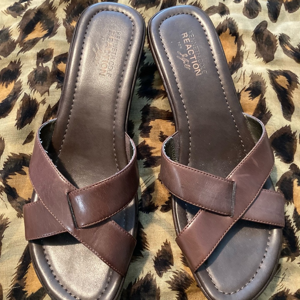 Kenneth Cole Sandals